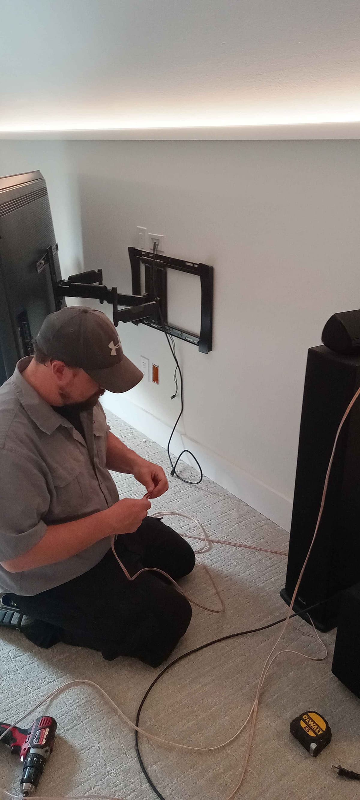 TV mounting installation