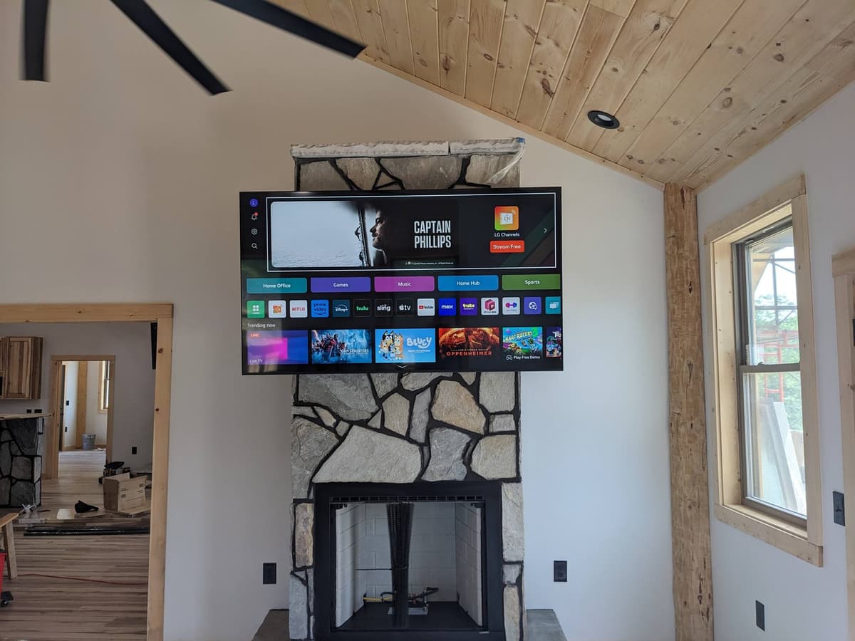 TV mounting installation