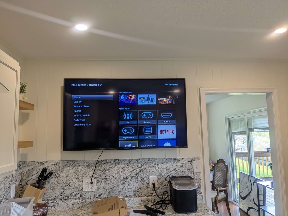 TV mounting installation
